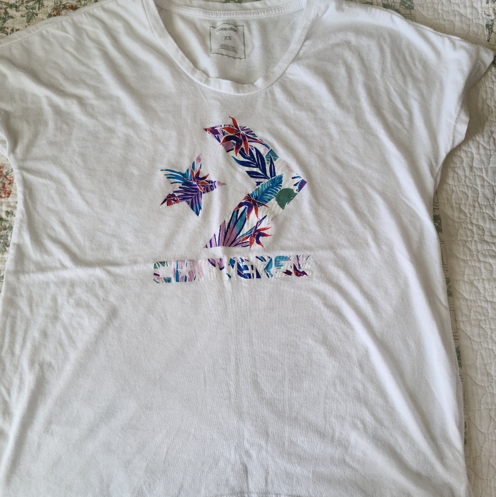 Converse Shoes with matching Shirt! - Picture 4 of 5